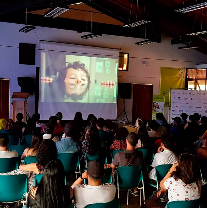 Disfruta la muestra audiovisual “Antioquia Para Verte Mejor VIII-2021" durante el mes de octubre