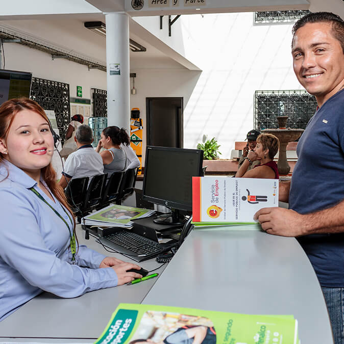  La Agencia de Empleo de Comfenalco Antioquia tiene más de 1.600 ofertas de empleo disponibles