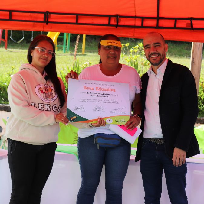 Comfenalco Antioquia otorgó 300 becas en el Norte Antiqueño