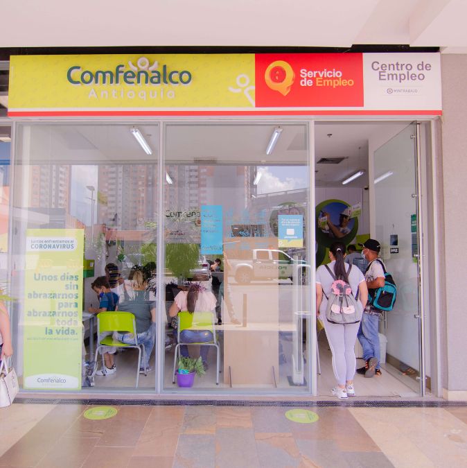 La Agencia de Empleo de Comfenalco Antioquia tiene más de 700 vacantes