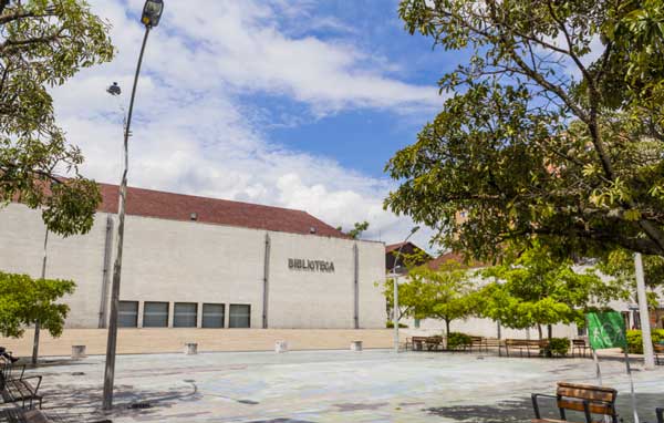 Parque Biblioteca Belén