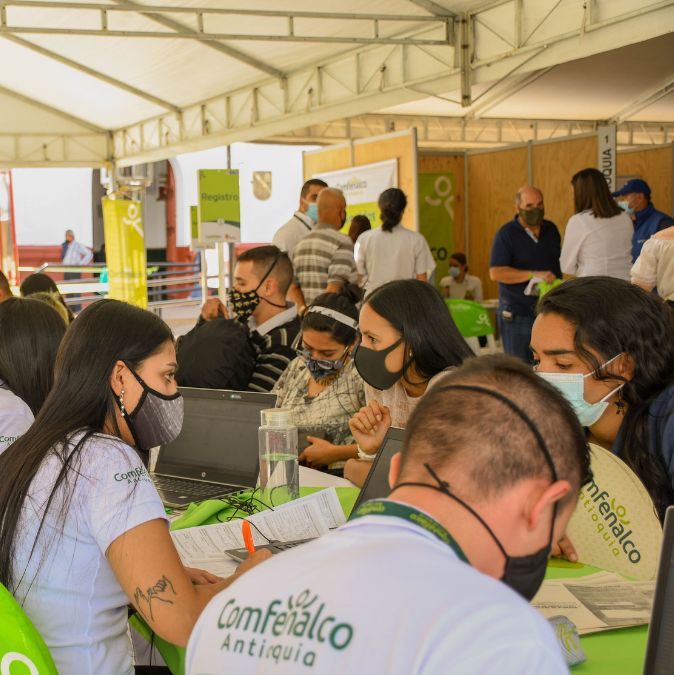 La Agencia de Empleo de Comfenalco Antioquia tiene más de 1.000 vacantes 
