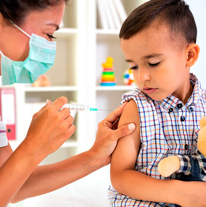 Aprovecha el servicio de vacunación para niños de Comfenalco Antioquia