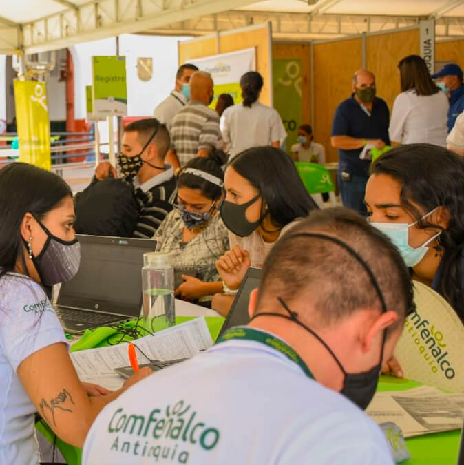 Agencia de Empleo de Comfenalco Antioquia tiene 1.250 empleos para fin de año
